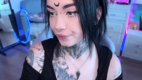 Snapshot of i_died_again chatting on 09/28/25, 09:14 Asya online show from 09/28/25, 09:14