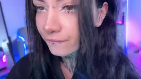 Snapshot of i_died_again chatting on 10/22/25, 08:47 Asya online show from 10/22/25, 08:47