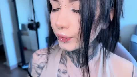 Asya  online show from 06/05/26, 09:04