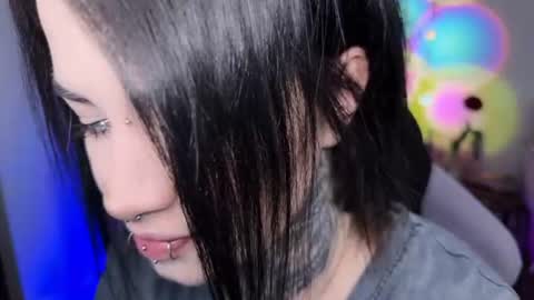 Snapshot of i_died_again chatting on 06/27/26, 09:14 Asya online show from 06/27/26, 09:14