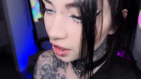 Snapshot of i_died_again chatting on 06/27/26, 12:22 Asya online show from 06/27/26, 12:22