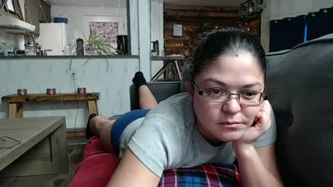 Snapshot of i_fetishize_u chatting on 02/16/25, 06:43 ShortStuff online show from 02/16/25, 06:43