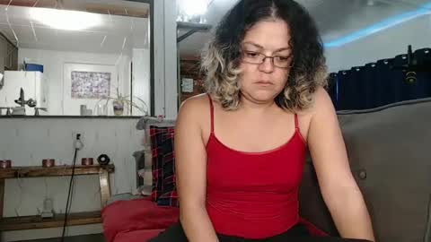 Snapshot of i_fetishize_u chatting on 03/07/25, 03:28 ShortStuff online show from 03/07/25, 03:28