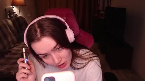 Snapshot of i_love_icecream chatting on 01/04/25, 12:49 elisabeth online show from 01/04/25, 12:49