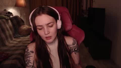 Snapshot of i_love_icecream chatting on 01/07/25, 03:02 elisabeth online show from 01/07/25, 03:02