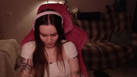 Snapshot of i_love_icecream chatting on 01/24/25, 05:32 elisabeth online show from 01/24/25, 05:32