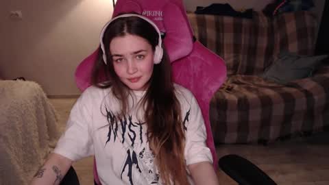 Snapshot of i_love_icecream chatting on 01/30/25, 07:15 elisabeth online show from 01/30/25, 07:15