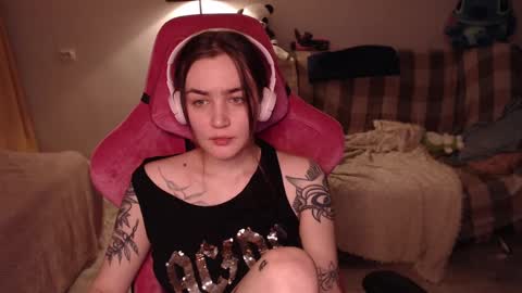 Snapshot of i_love_icecream chatting on 02/12/25, 06:40 elisabeth online show from 02/12/25, 06:40