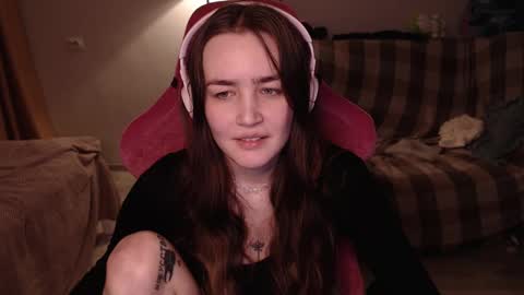 Snapshot of i_love_icecream chatting on 02/15/25, 05:50 elisabeth online show from 02/15/25, 05:50