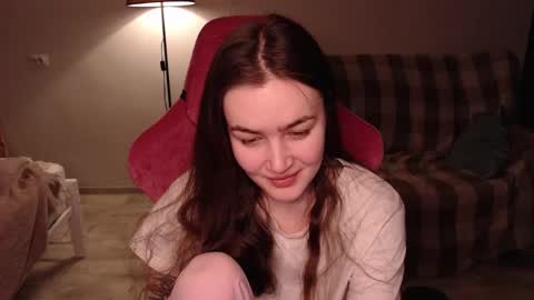 Snapshot of i_love_icecream chatting on 02/25/25, 03:16 elisabeth online show from 02/25/25, 03:16