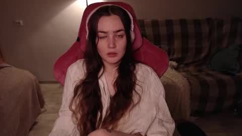 Snapshot of i_love_icecream chatting on 02/26/25, 01:19 elisabeth online show from 02/26/25, 01:19