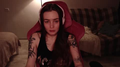 Snapshot of i_love_icecream chatting on 03/07/25, 02:56 elisabeth online show from 03/07/25, 02:56