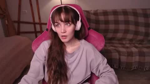 Snapshot of i_love_icecream chatting on 10/14/25, 10:05 elisabeth online show from 10/14/25, 10:05