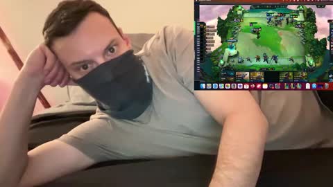 i o ro online show from 12/10/24, 07:58