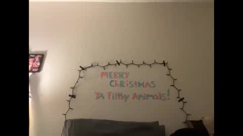 i o ro online show from 12/31/24, 02:19