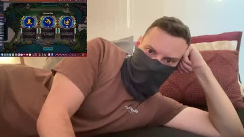 i o ro online show from 01/07/25, 12:03