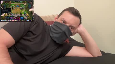 i o ro online show from 12/05/25, 08:45