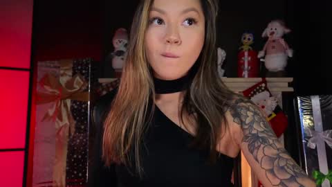 Snapshot of iam_casey chatting on 12/04/24, 10:46 Casey online show from 12/04/24, 10:46