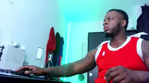 Mr H Independent model online show from 10/02/25, 03:13