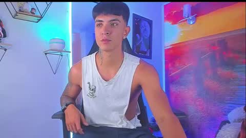 Light online show from 10/05/25, 12:31