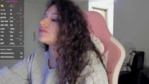 Snapshot of iam_nikki chatting on 03/08/25, 09:06 On instagram Imm NikkiHelp me reach 100 likes online show from 03/08/25, 09:06