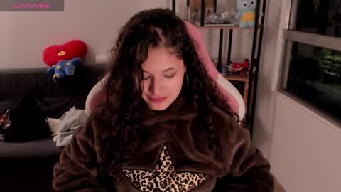 On instagram Imm  NikkiHelp me reach 100 likes online show from 02/13/26, 08:32