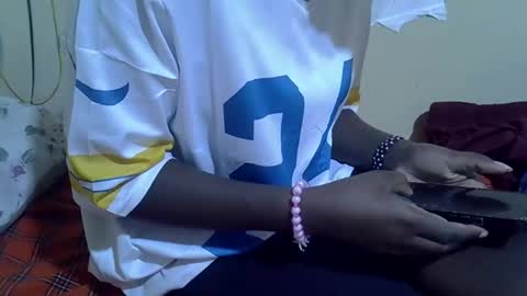 iam_nisa online show from 10/10/25, 08:35