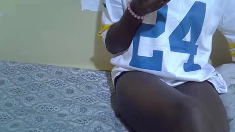 iam_nisa online show from 10/11/25, 08:57