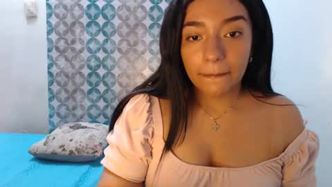 Snapshot of iam_paolax chatting on 11/23/25, 09:58 iam_paolax online show from 11/23/25, 09:58