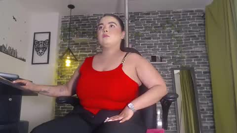 Snapshot of iam_samy__ chatting on 02/10/25, 11:57 Samy online show from 02/10/25, 11:57