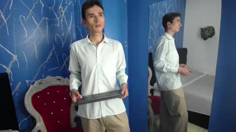 Iam Smith  online show from 02/04/26, 03:34