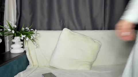 Venus online show from 01/17/25, 06:47