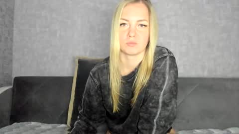 Venus online show from 03/03/25, 02:26