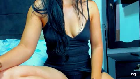 iam_your_fantasy online show from 11/13/25, 09:03