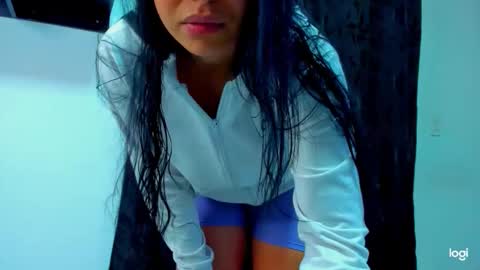 iam_your_fantasy online show from 11/19/25, 01:27