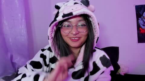 Zoe 3 online show from 12/12/24, 11:29