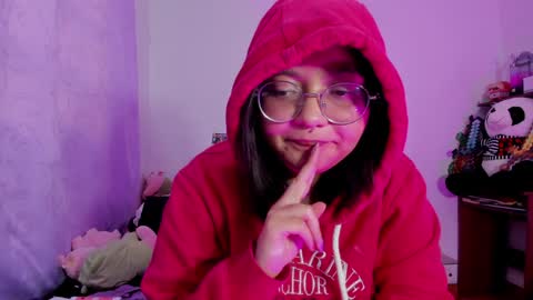 Zoe 3 online show from 12/15/24, 11:34