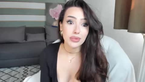 Baby Gal online show from 06/01/26, 06:37