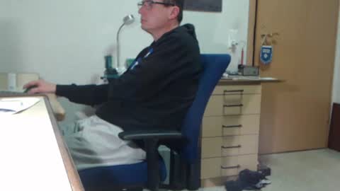 iamachim online show from 11/19/25, 06:52