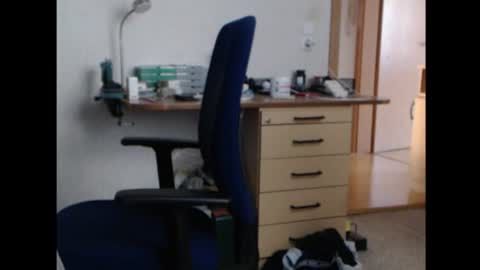 iamachim online show from 06/17/26, 06:09
