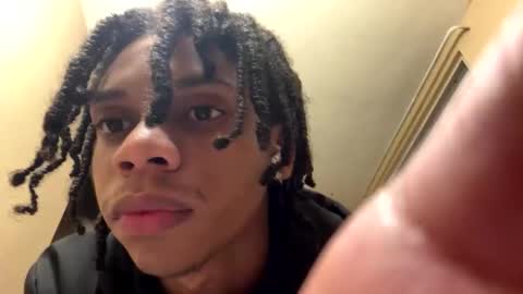 iamadielpr online show from 11/25/25, 06:24