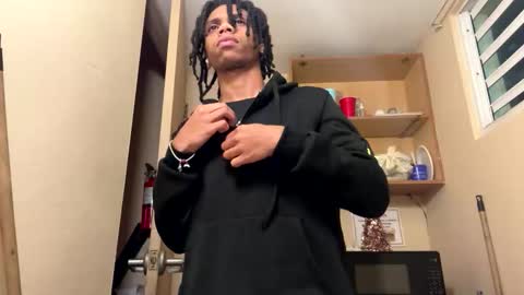 iamadielpr online show from 12/02/25, 05:13