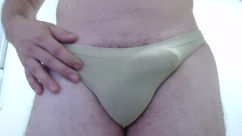 Snapshot of iamakingston chatting on 01/01/25, 09:52 De Paul online show from 01/01/25, 09:52