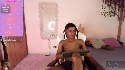 iamandrey_ online show from 05/09/26, 08:47
