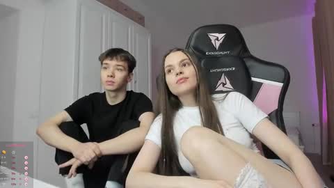 Cassie  STREAMS HERE EVERYDAY online show from 12/01/24, 04:29