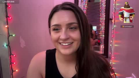 Snapshot of iamcrystalann chatting on 12/27/24, 08:28 Crystal online show from 12/27/24, 08:28