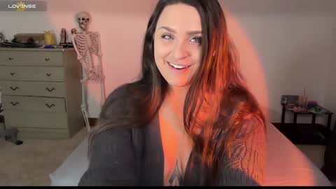 Snapshot of iamcrystalann chatting on 03/01/25, 04:58 Crystal online show from 03/01/25, 04:58