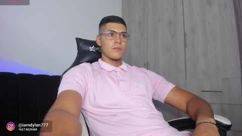 Dylan  independent model  online show from 02/12/25, 04:54