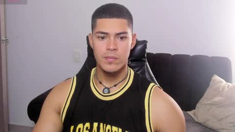 Dylan  independent model  online show from 04/01/26, 02:14