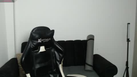 Dylan  independent model  online show from 07/09/26, 04:05